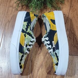 Vans Della LA Batik Floral Sneakers W6 / M4.5